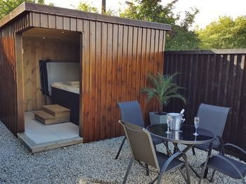 Hot Tub Hideaway Ξενοδοχείο Gateshead Εξωτερικό φωτογραφία